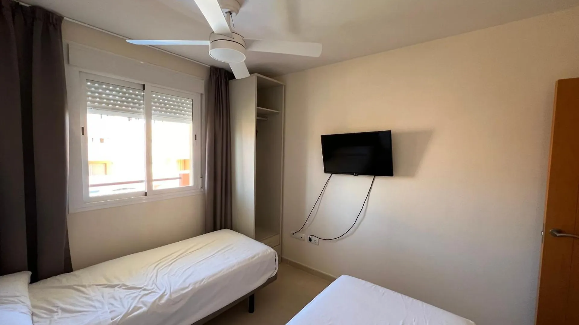 Apartamento Piscina Privada Playas de Vera Lägenhet